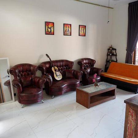 Bromo Venture Hostel Probolinggo Luaran gambar
