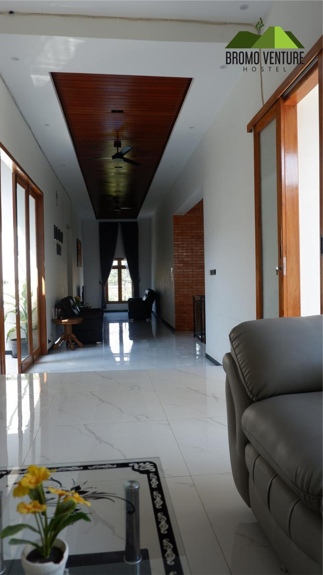 Bromo Venture Hostel Probolinggo Luaran gambar